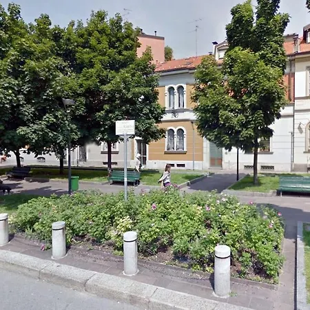 Lägenhet Xenia - Charming Garden In Porta Venezia